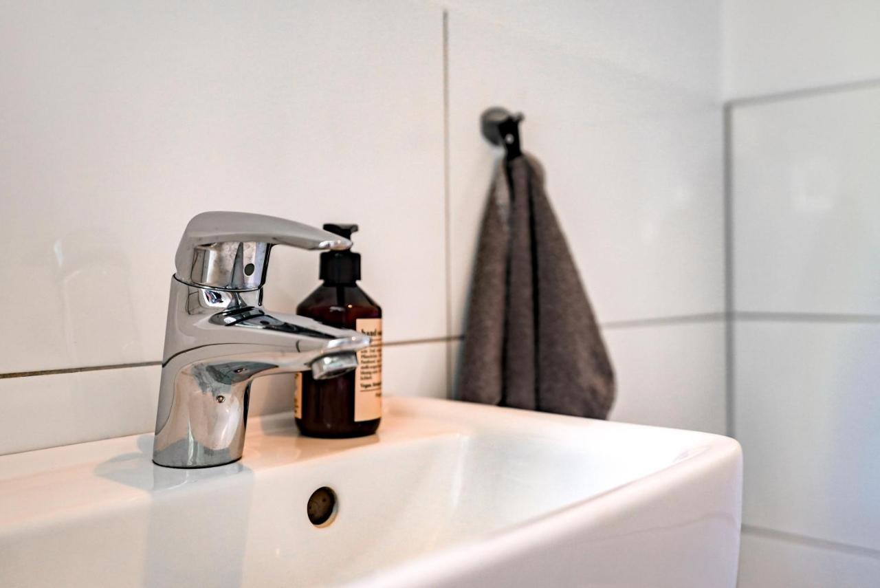 Schoenes Zimmer Nr 3 In Leer Ortsteil Nuettermoor Apartment Nuttermoor Екстериор снимка
